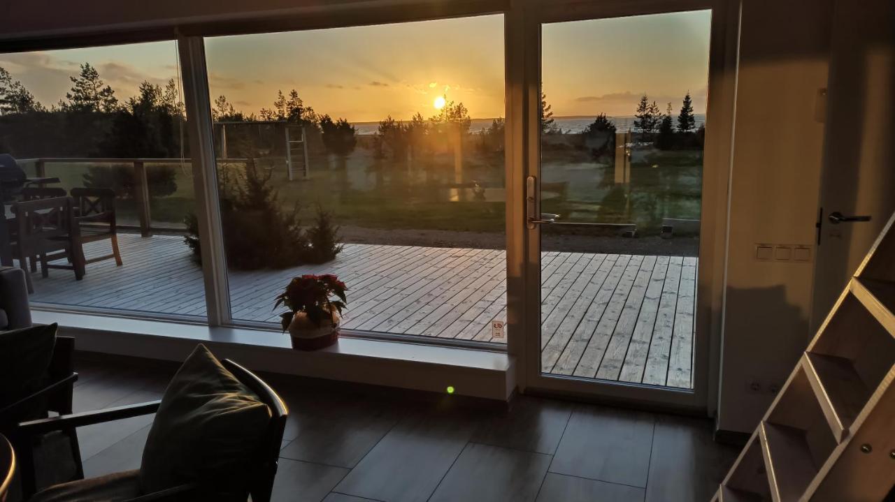 Seaside Cottage Rebase Kuur Keibu Екстер'єр фото